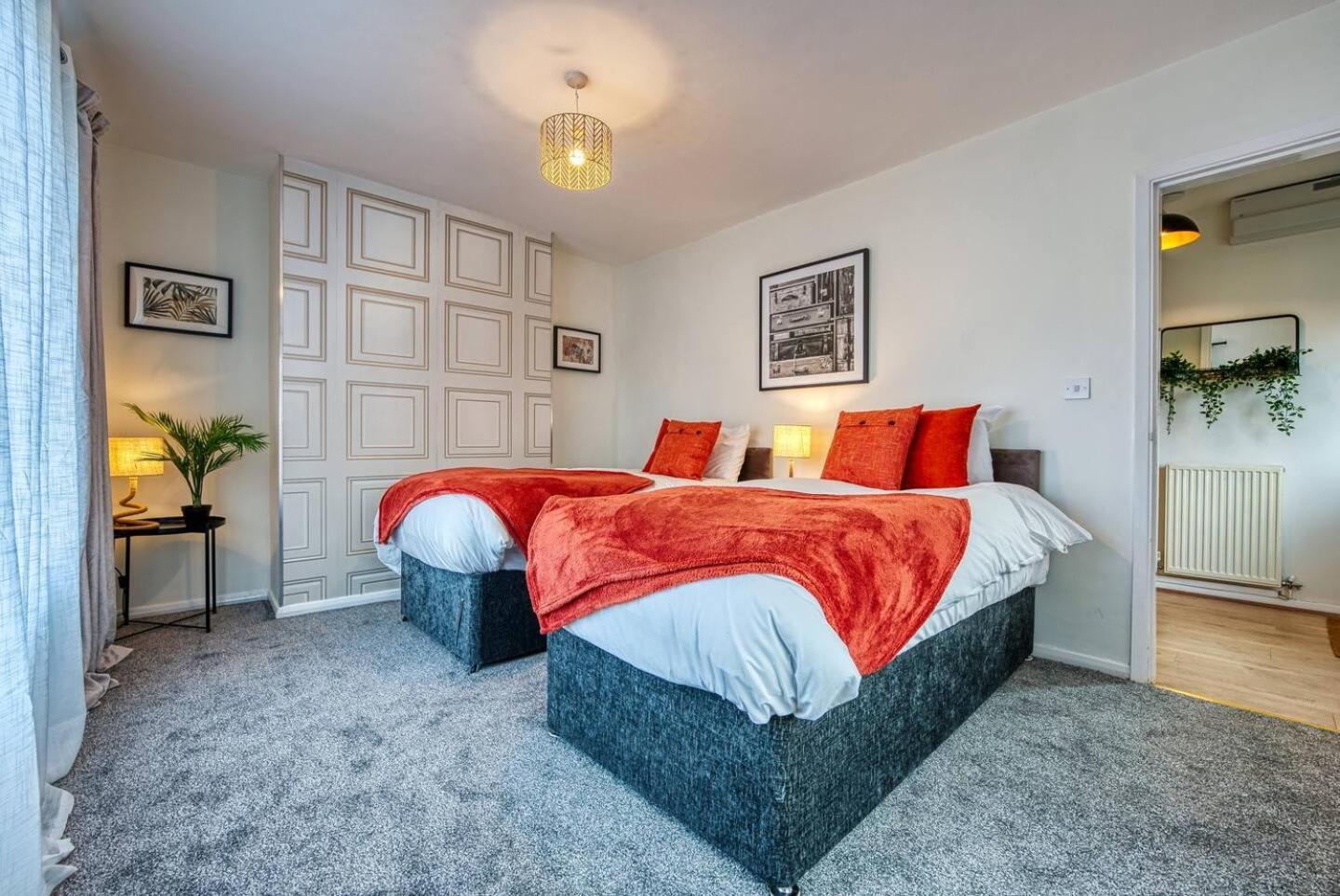 Dudley-5 Beds-Contractors-Parking-Long Stay! Exterior photo